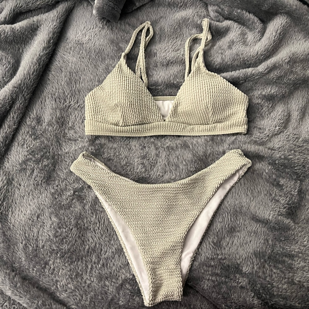 bikini